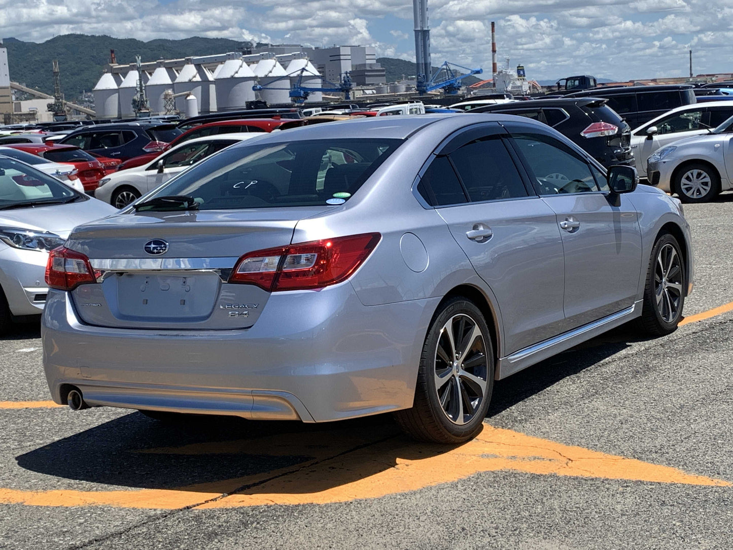 SUBARU LEGACY B4