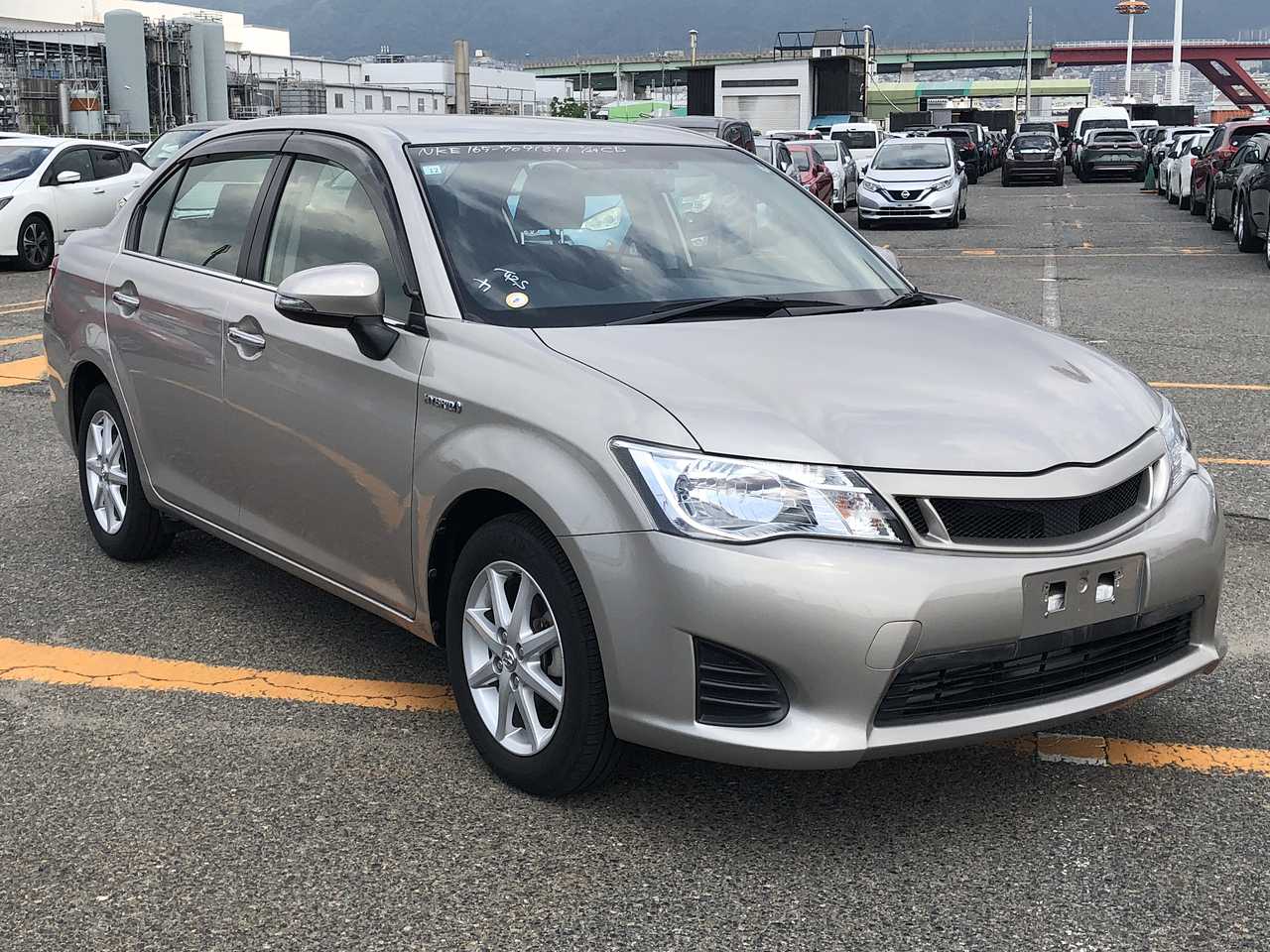 TOYOTA COROLLA AXIO HV