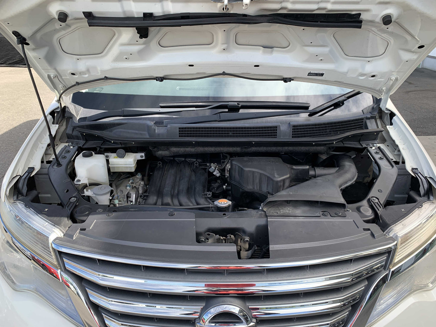 NISSAN SERENA HIGHWAYSTAR