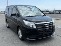 TOYOTA NOAH HV