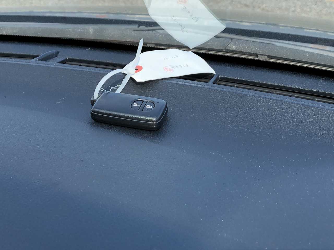 TOYOTA COROLLA FIELDER HV