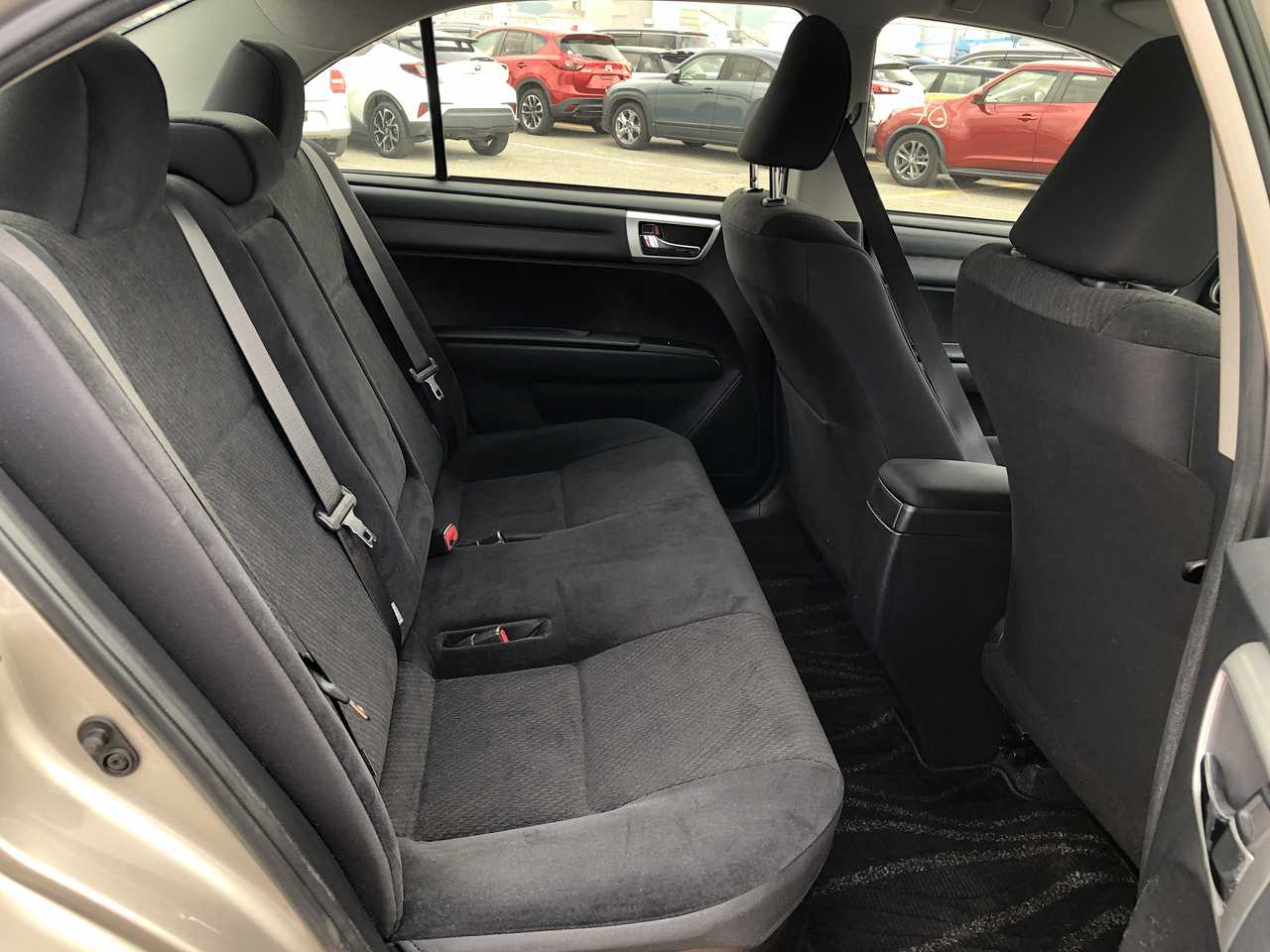 TOYOTA COROLLA AXIO HV