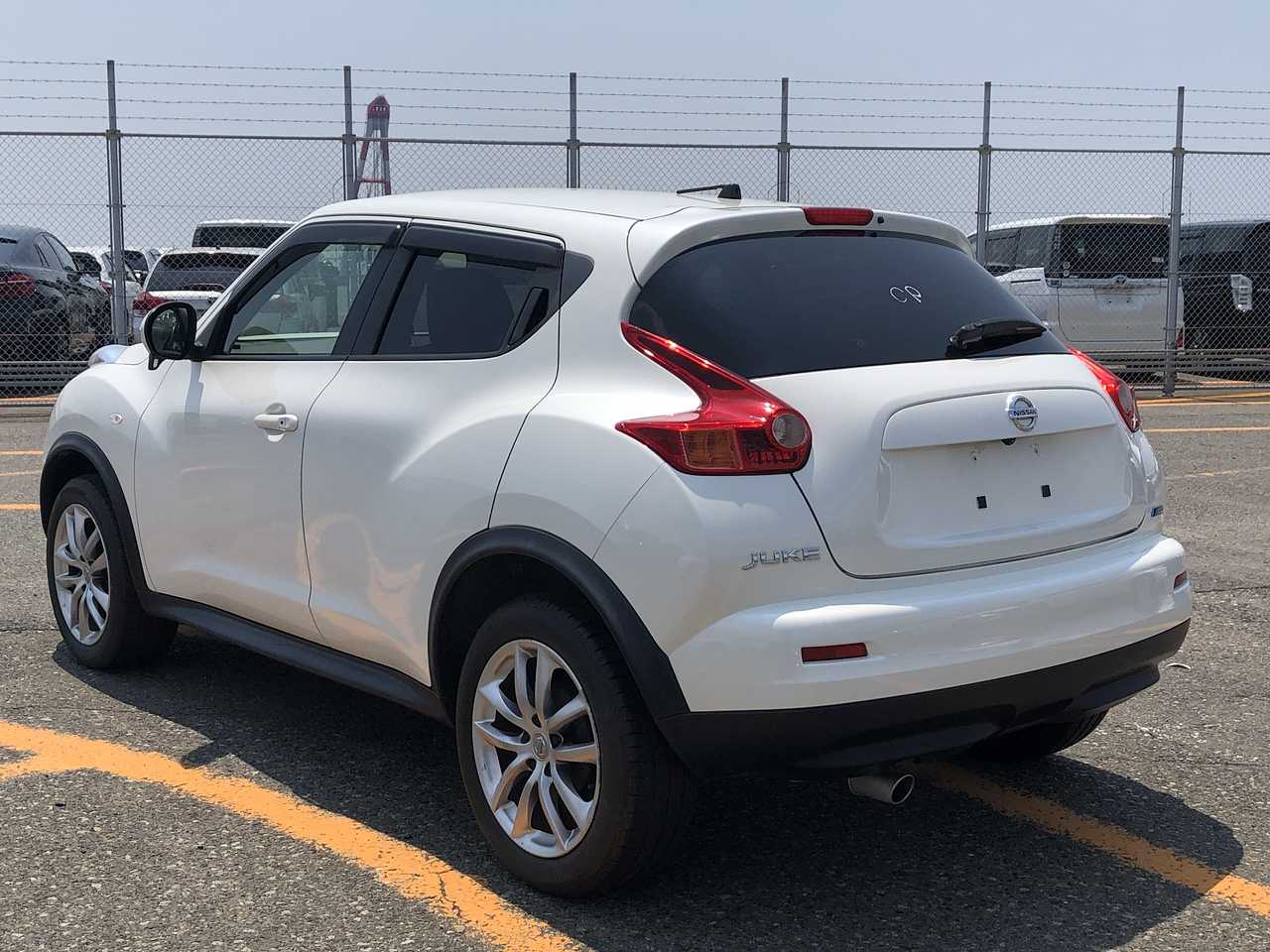 NISSAN JUKE