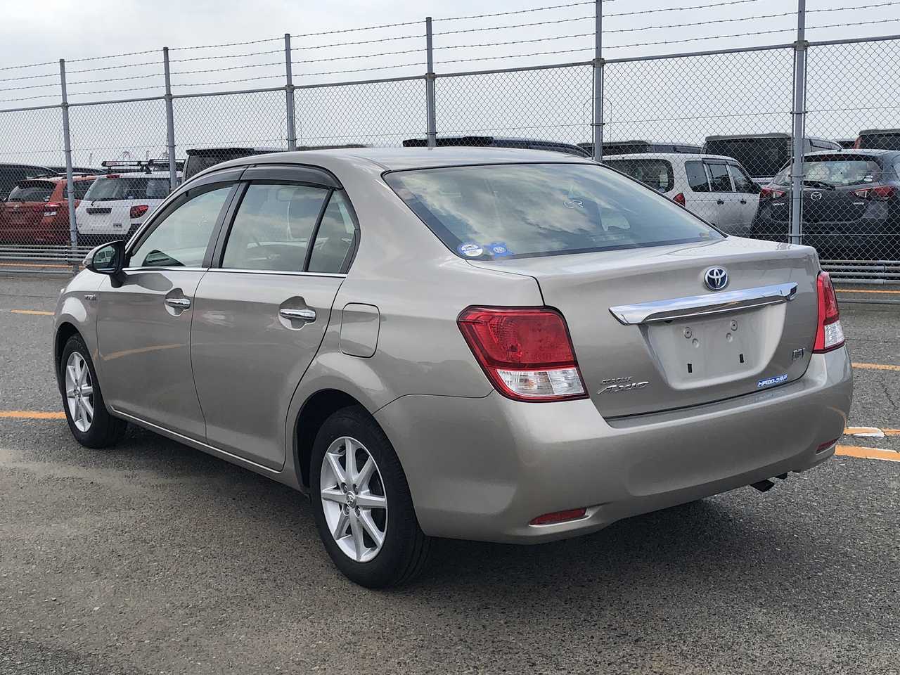 TOYOTA COROLLA AXIO HV