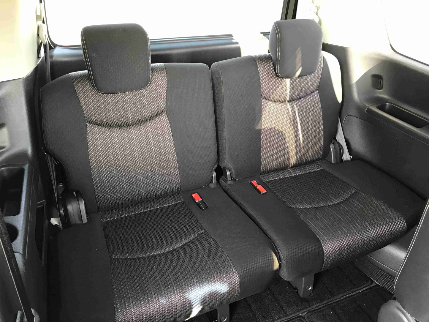 NISSAN SERENA HV